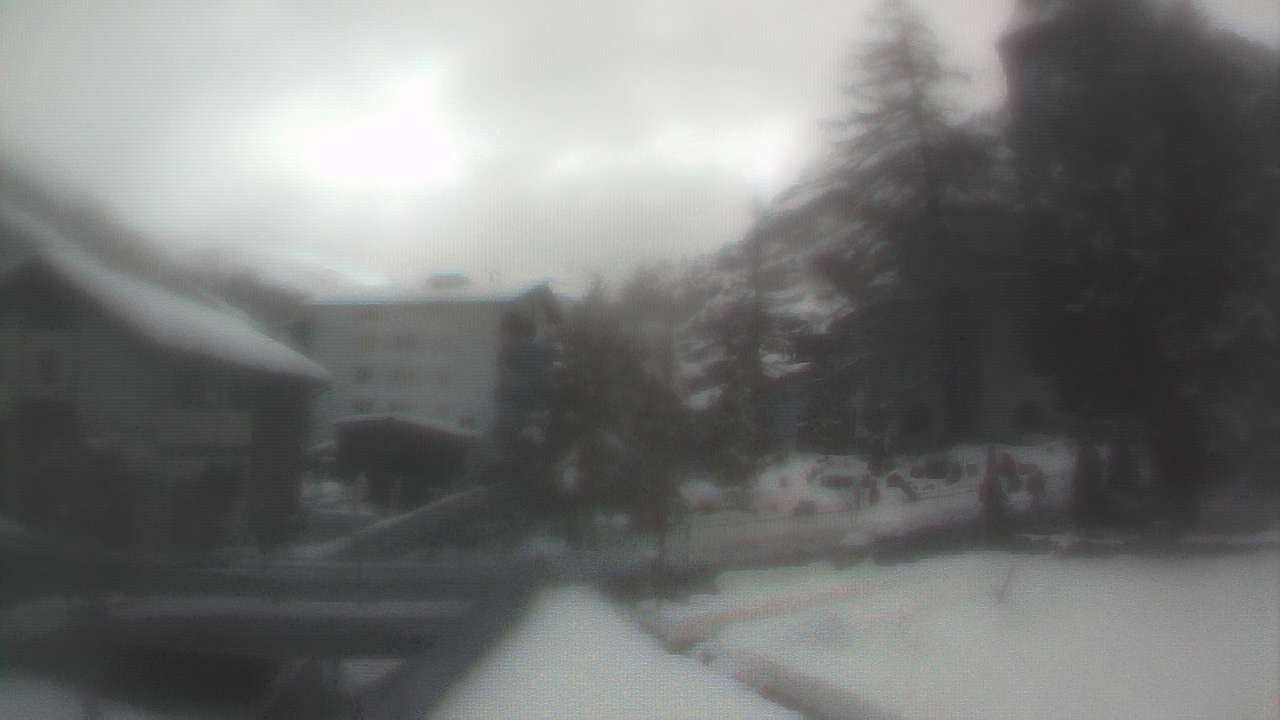 Archived image Webcam Zermatt Church