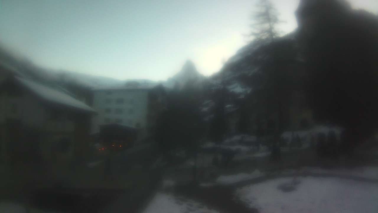 Archiv Foto Webcam Zermatt Kirche