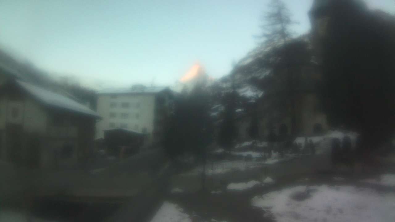 Archiv Foto Webcam Zermatt Kirche