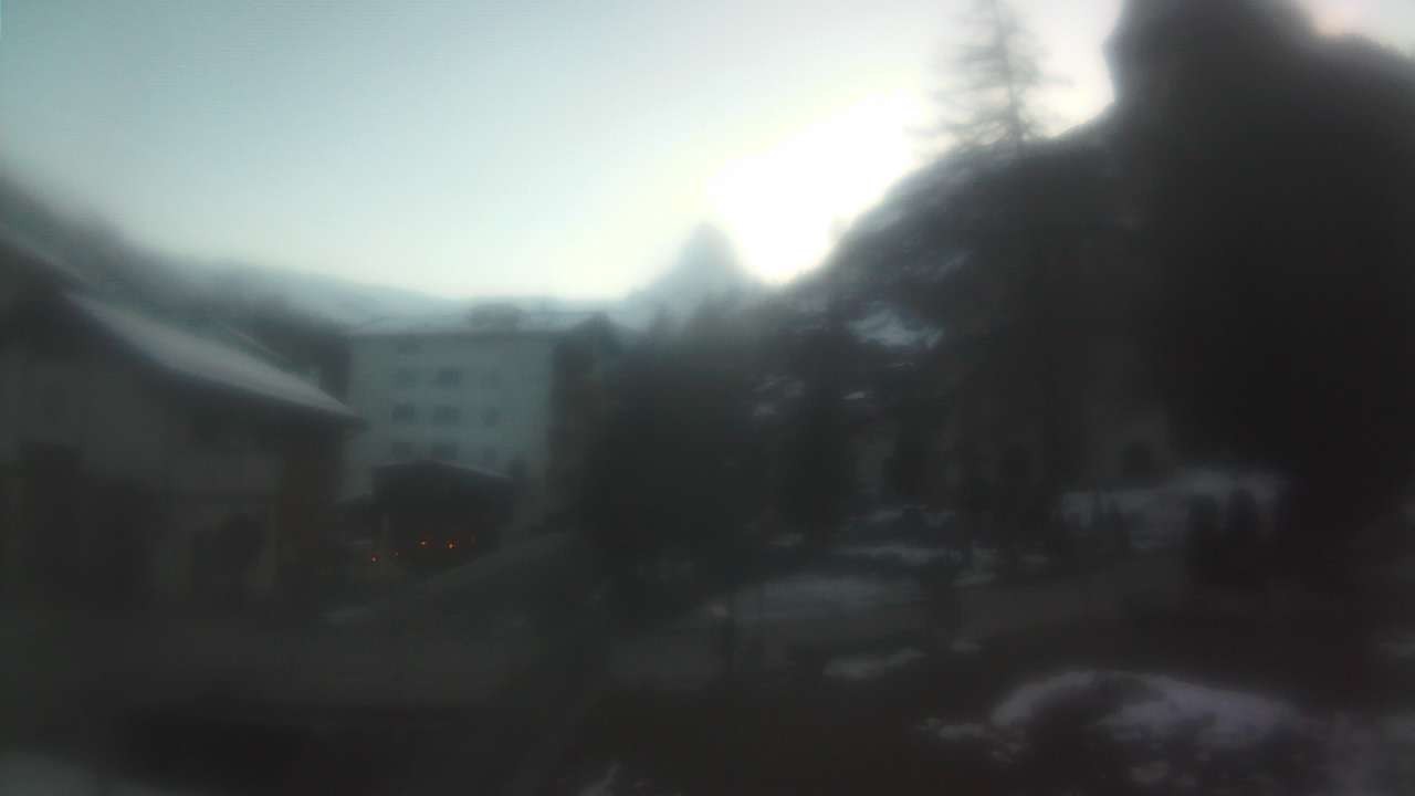 Archiv Foto Webcam Zermatt Kirche