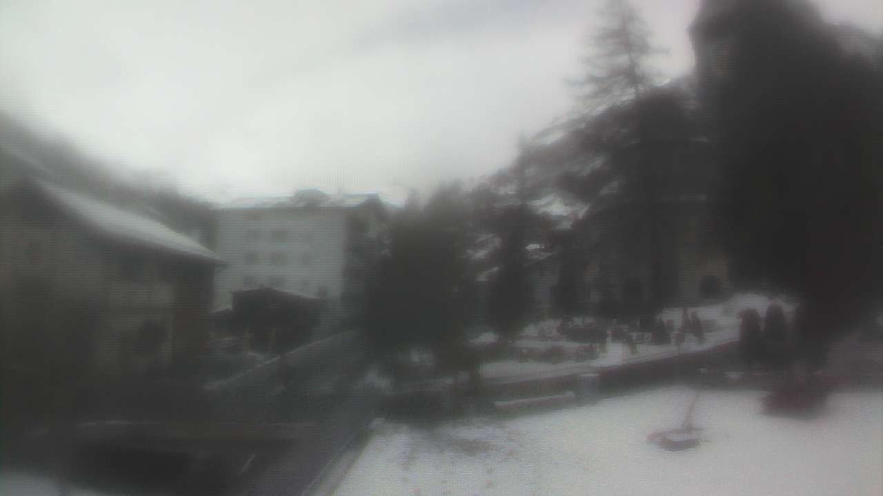Archiv Foto Webcam Zermatt Kirche