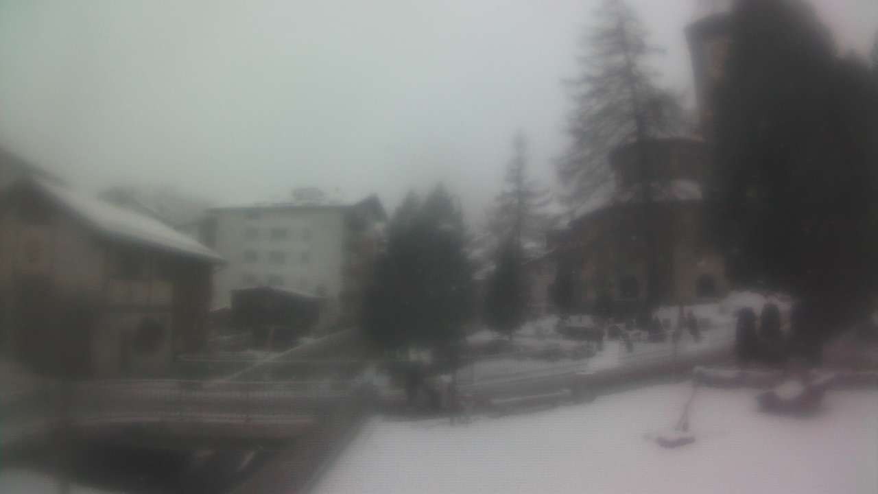 Archived image Webcam Zermatt Church