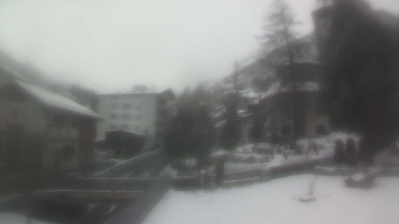 Archived image Webcam Zermatt Church