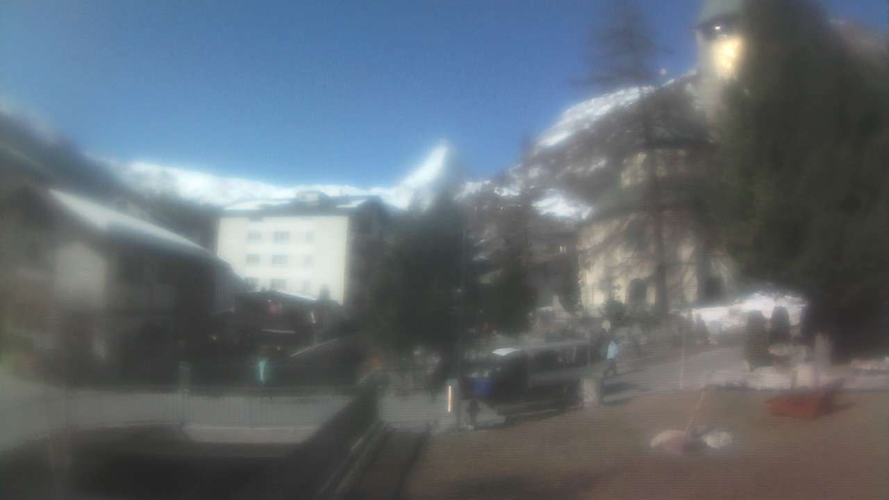 Archiv Foto Webcam Zermatt Kirche