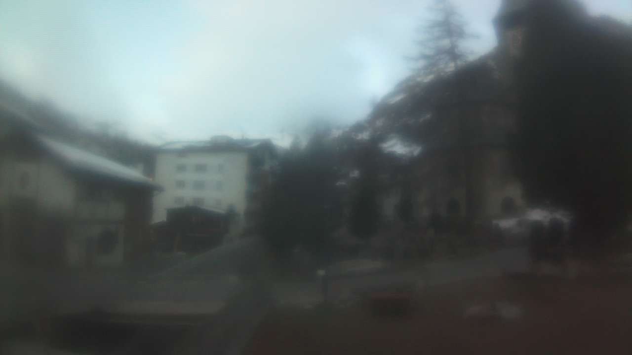 Archiv Foto Webcam Zermatt Kirche