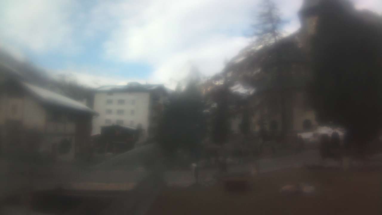 Archiv Foto Webcam Zermatt Kirche