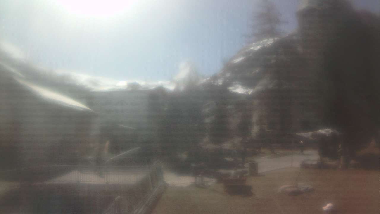 Archiv Foto Webcam Zermatt Kirche