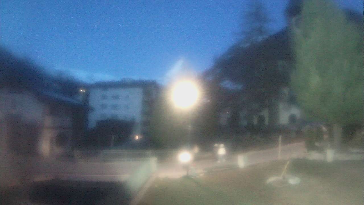 Archived image Webcam Zermatt Church