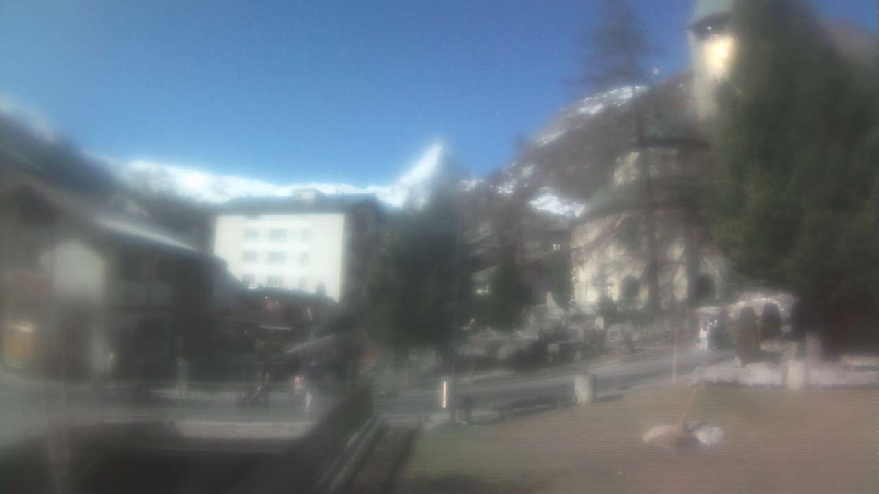 Archived image Webcam Zermatt Church