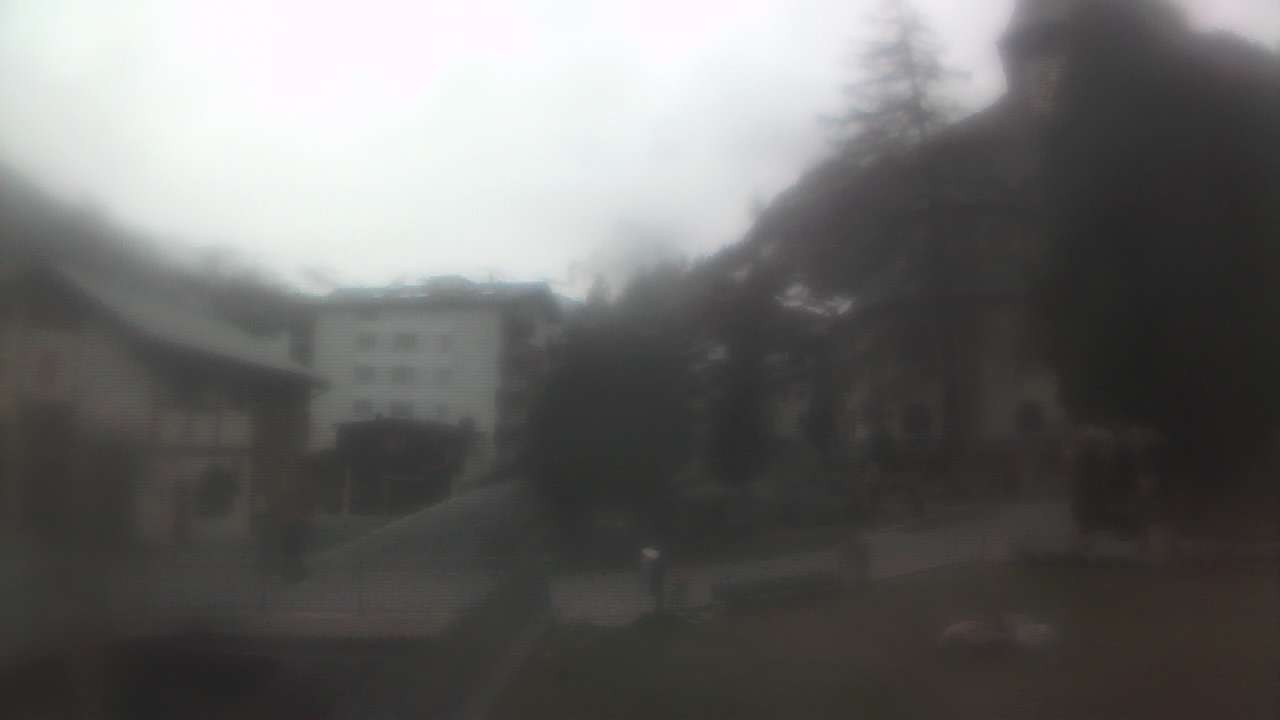 Archiv Foto Webcam Zermatt Kirche
