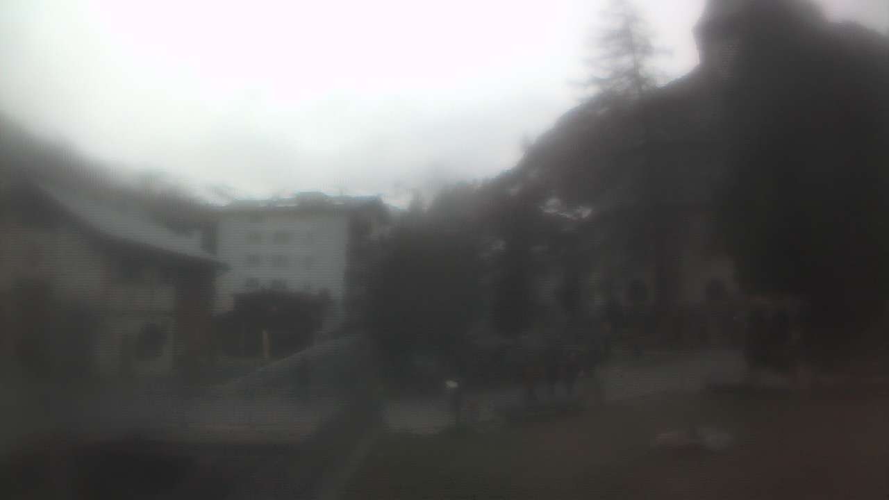 Archiv Foto Webcam Zermatt Kirche
