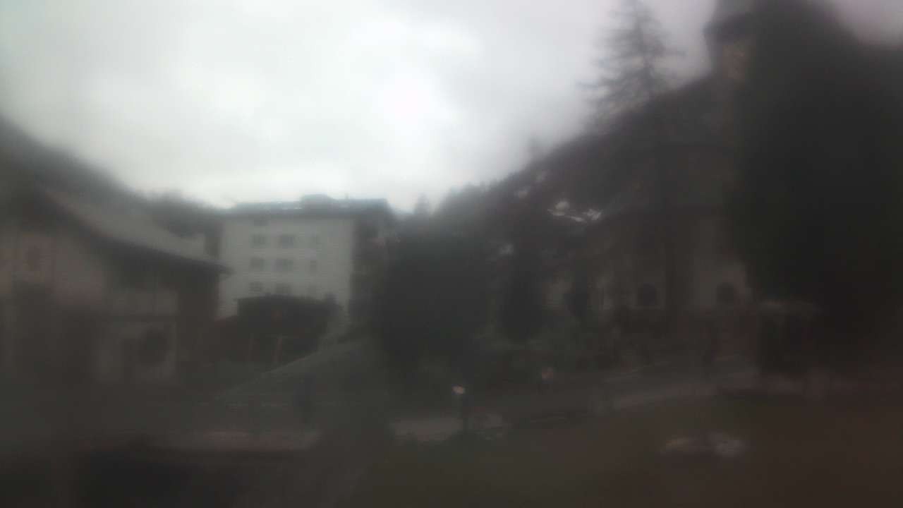 Archiv Foto Webcam Zermatt Kirche