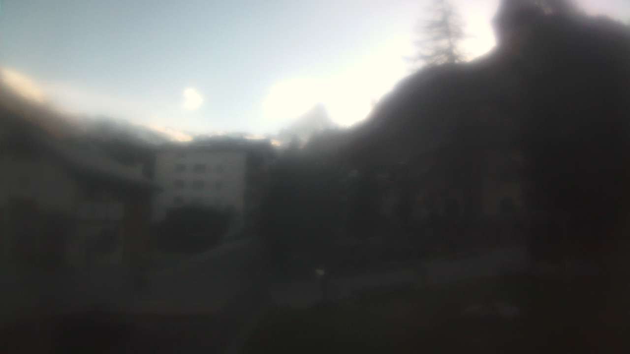 Archiv Foto Webcam Zermatt Kirche