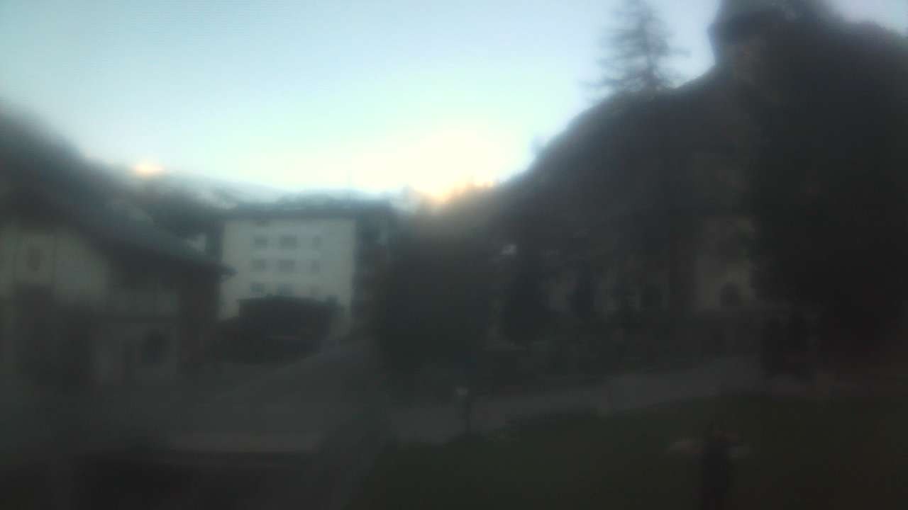 Archived image Webcam Zermatt Church