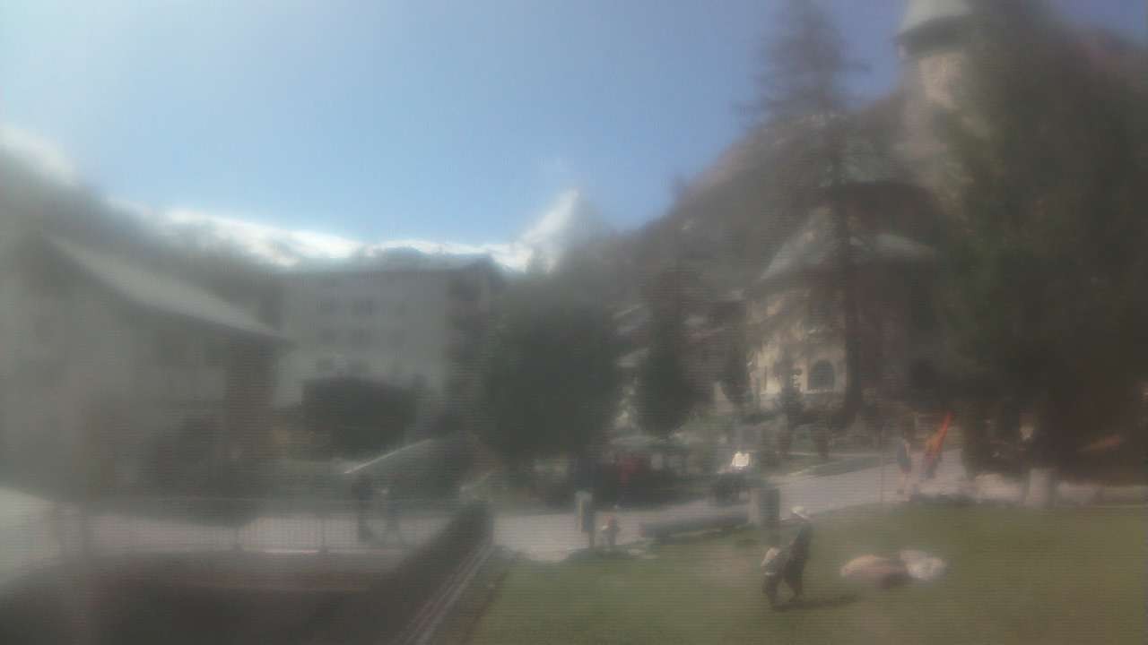 Archived image Webcam Zermatt Church
