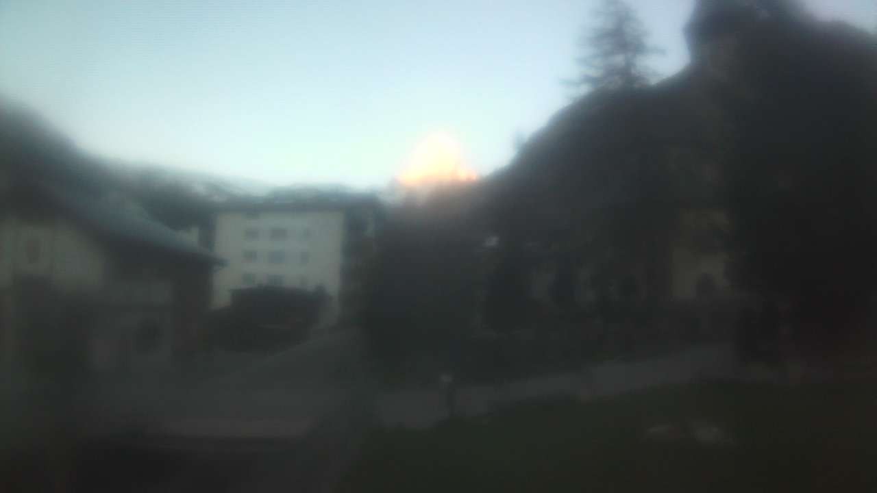 Archived image Webcam Zermatt Church