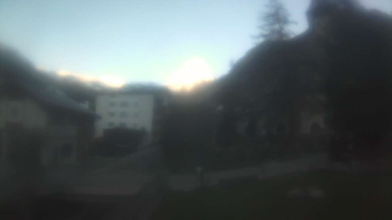 Archived image Webcam Zermatt Church