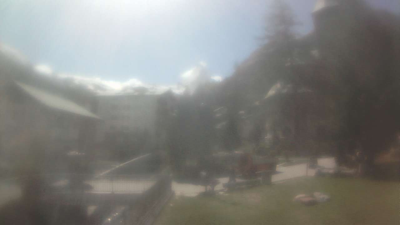 Archived image Webcam Zermatt Church