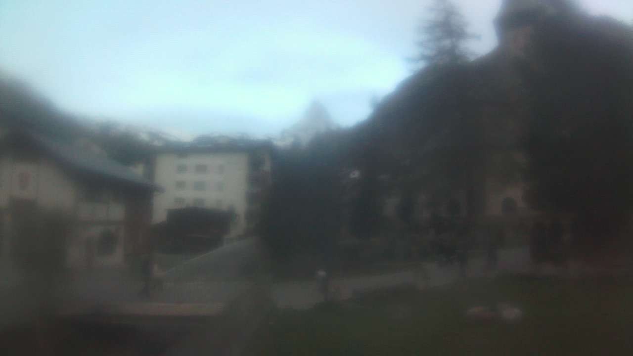 Archiv Foto Webcam Zermatt Kirche
