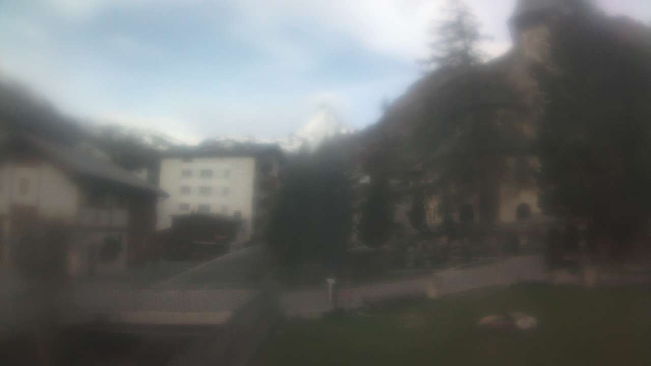 Archiv Foto Webcam Zermatt Kirche