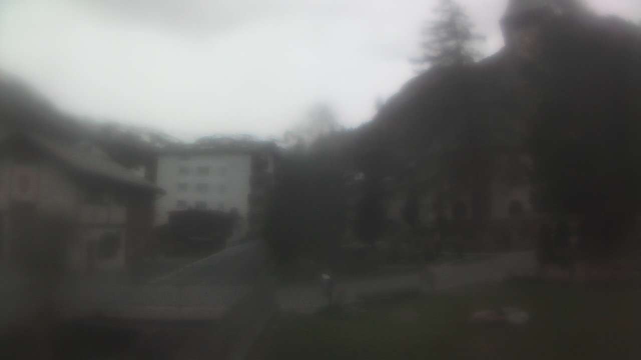 Archiv Foto Webcam Zermatt Kirche