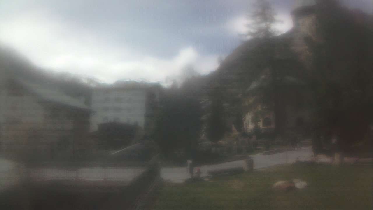 Archiv Foto Webcam Zermatt Kirche