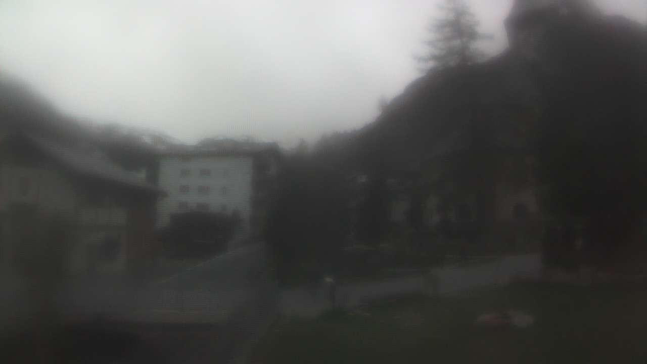 Archiv Foto Webcam Zermatt Kirche