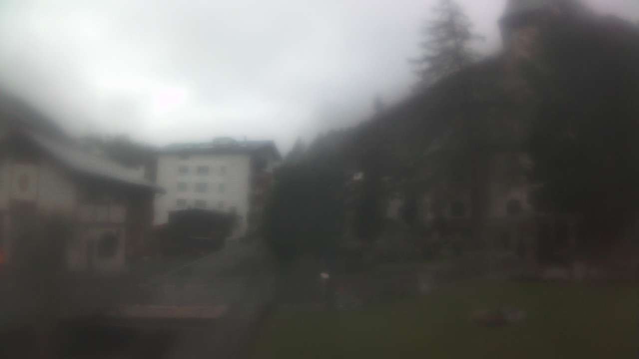 Archiv Foto Webcam Zermatt Kirche