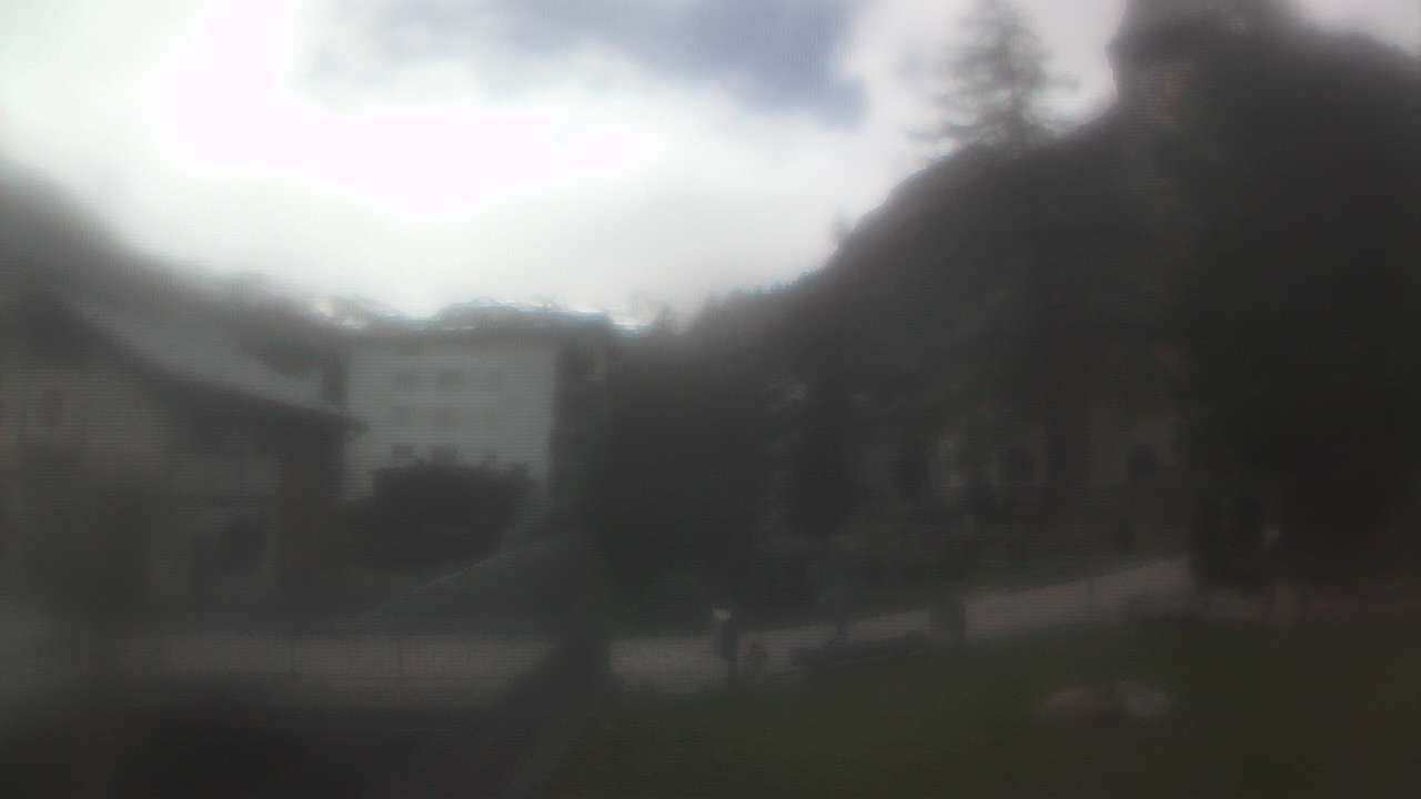 Archiv Foto Webcam Zermatt Kirche