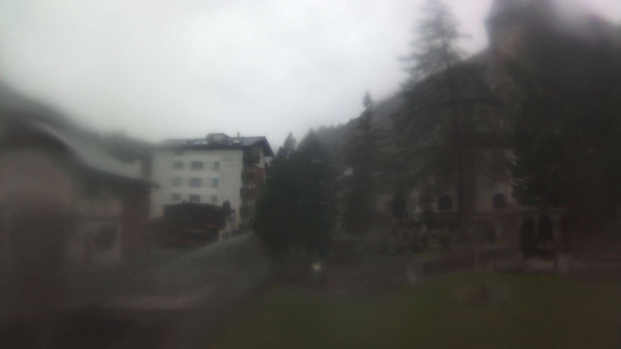 Archiv Foto Webcam Zermatt Kirche