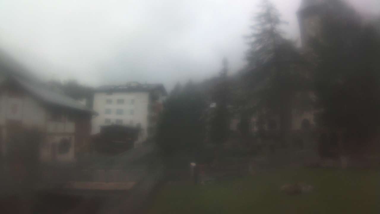 Archiv Foto Webcam Zermatt Kirche