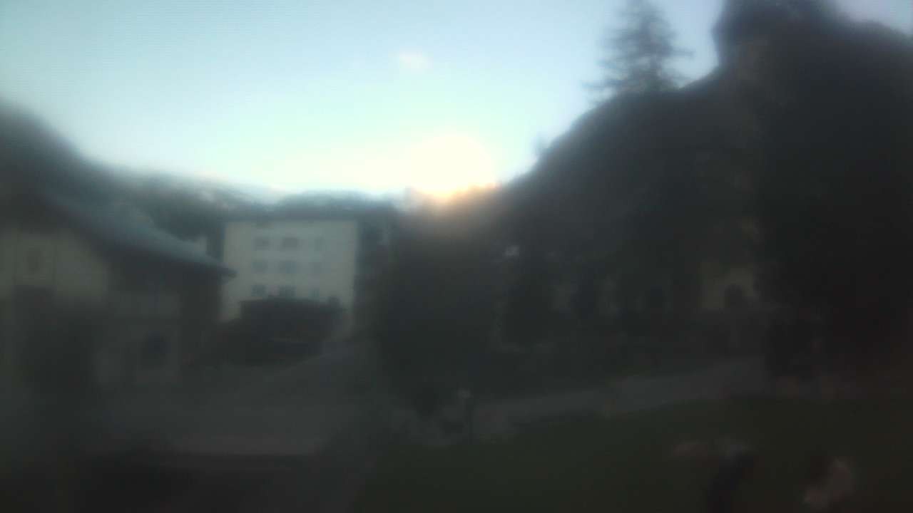 Archived image Webcam Zermatt Church