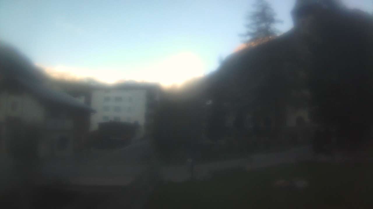 Archived image Webcam Zermatt Church