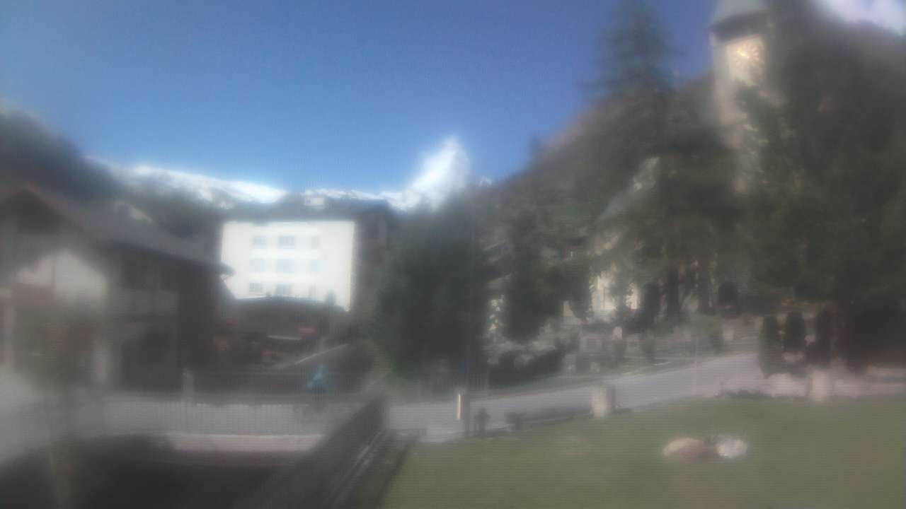 Archived image Webcam Zermatt Church