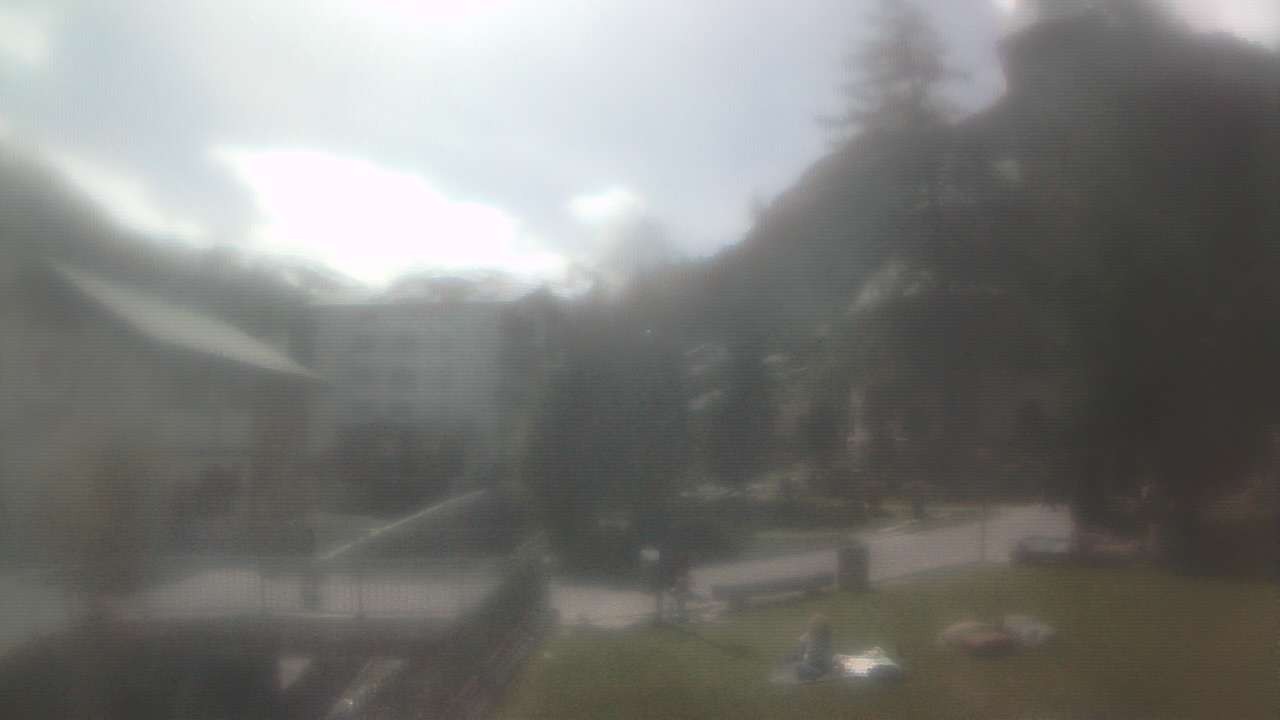 Archived image Webcam Zermatt Church