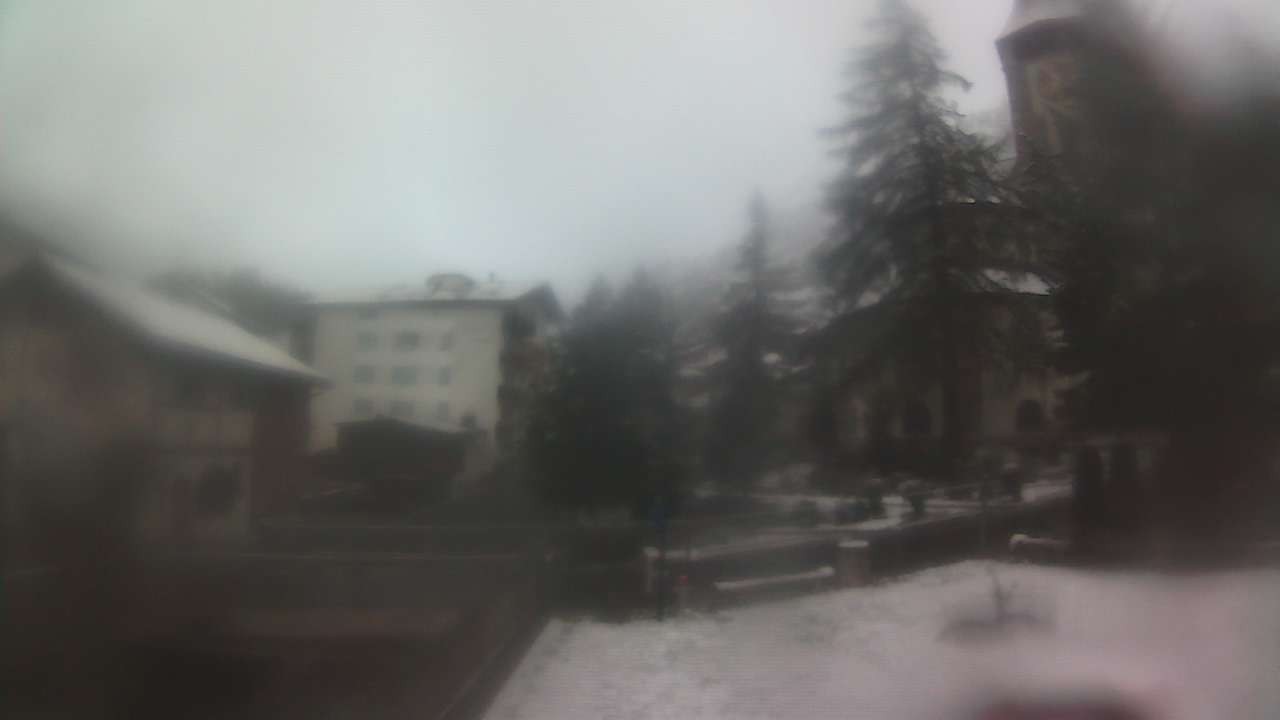 Archiv Foto Webcam Zermatt Kirche