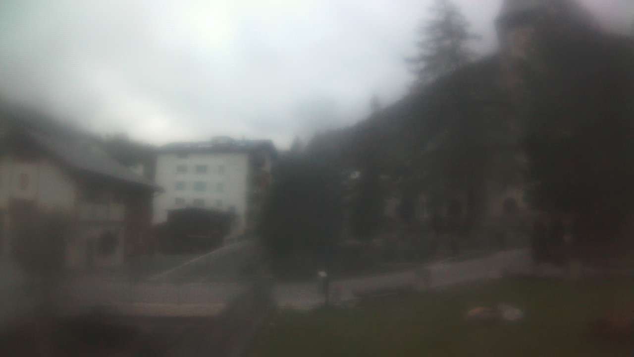 Archived image Webcam Zermatt Church