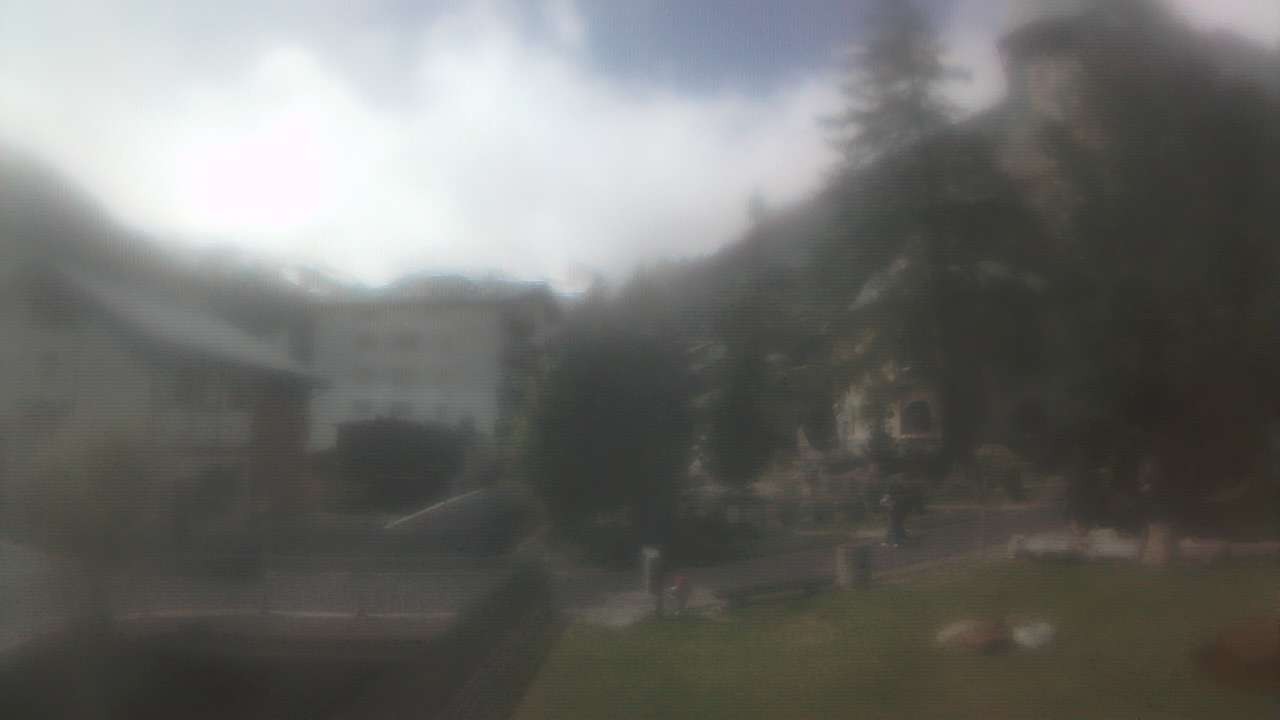 Archived image Webcam Zermatt Church