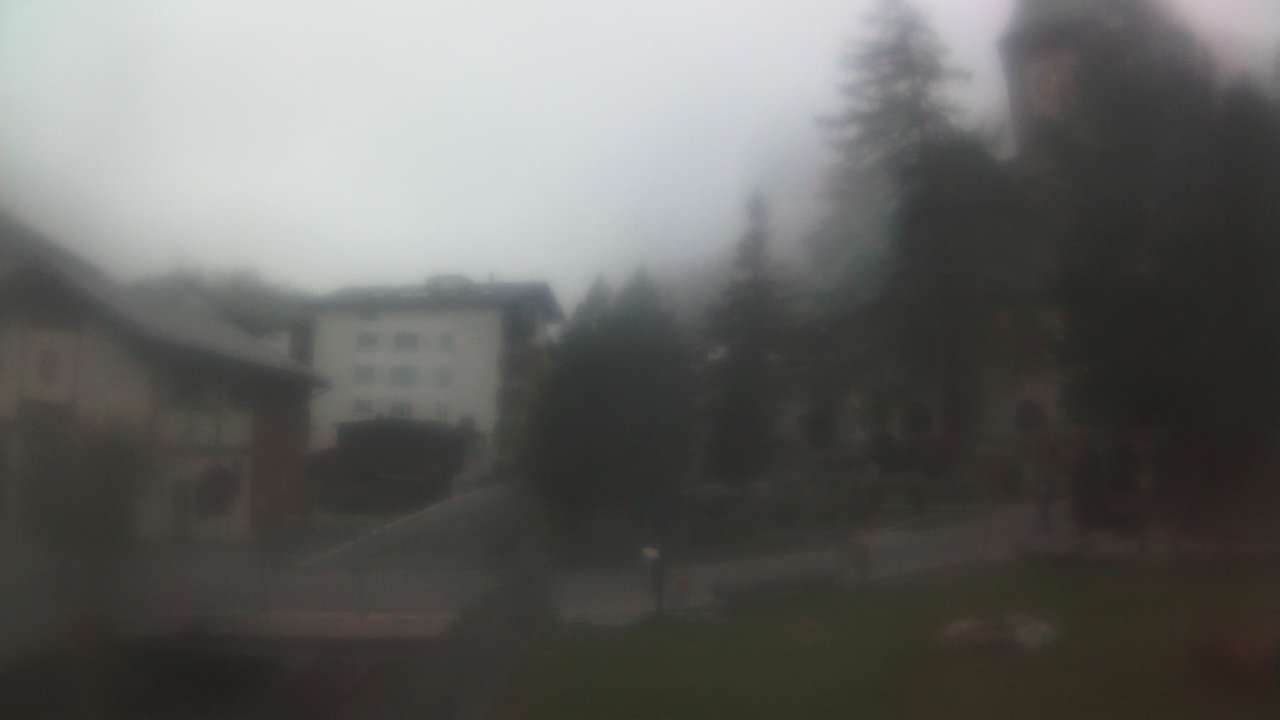Archived image Webcam Zermatt Church