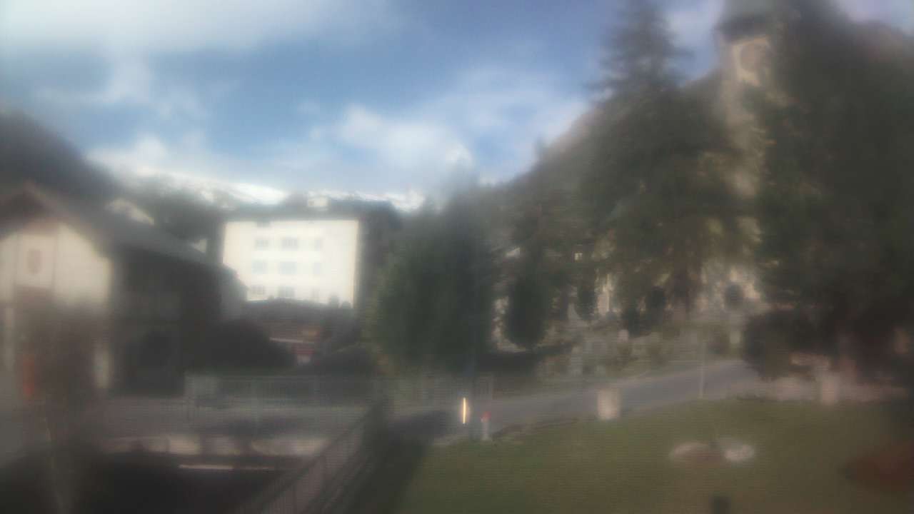 Archived image Webcam Zermatt Church