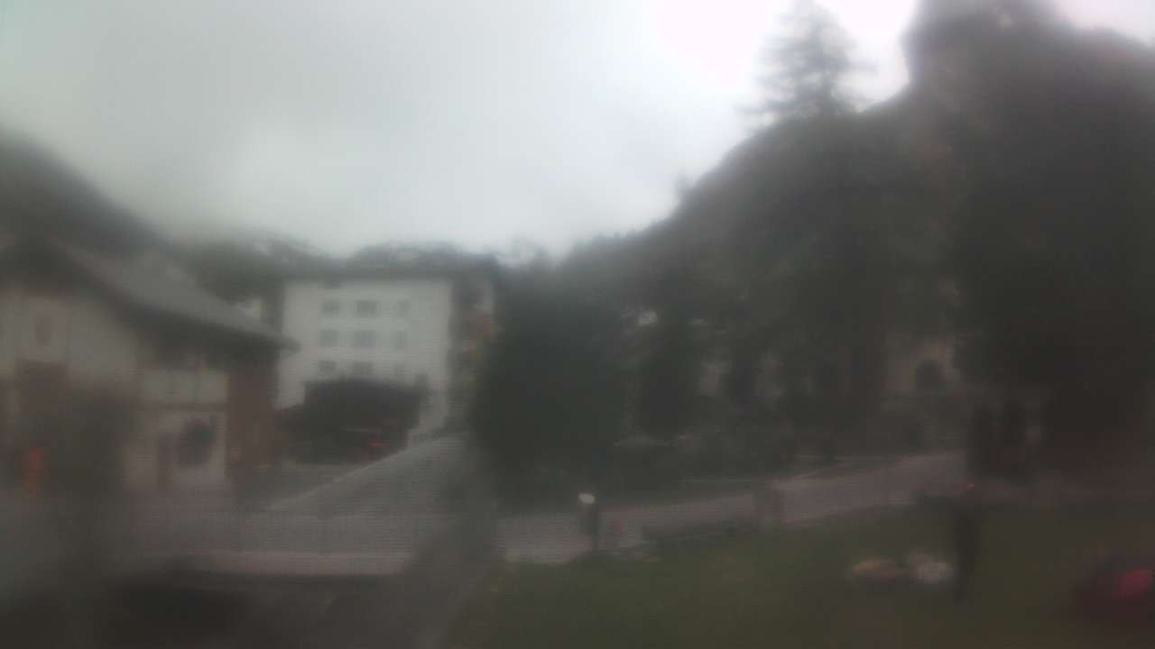 Archived image Webcam Zermatt Church