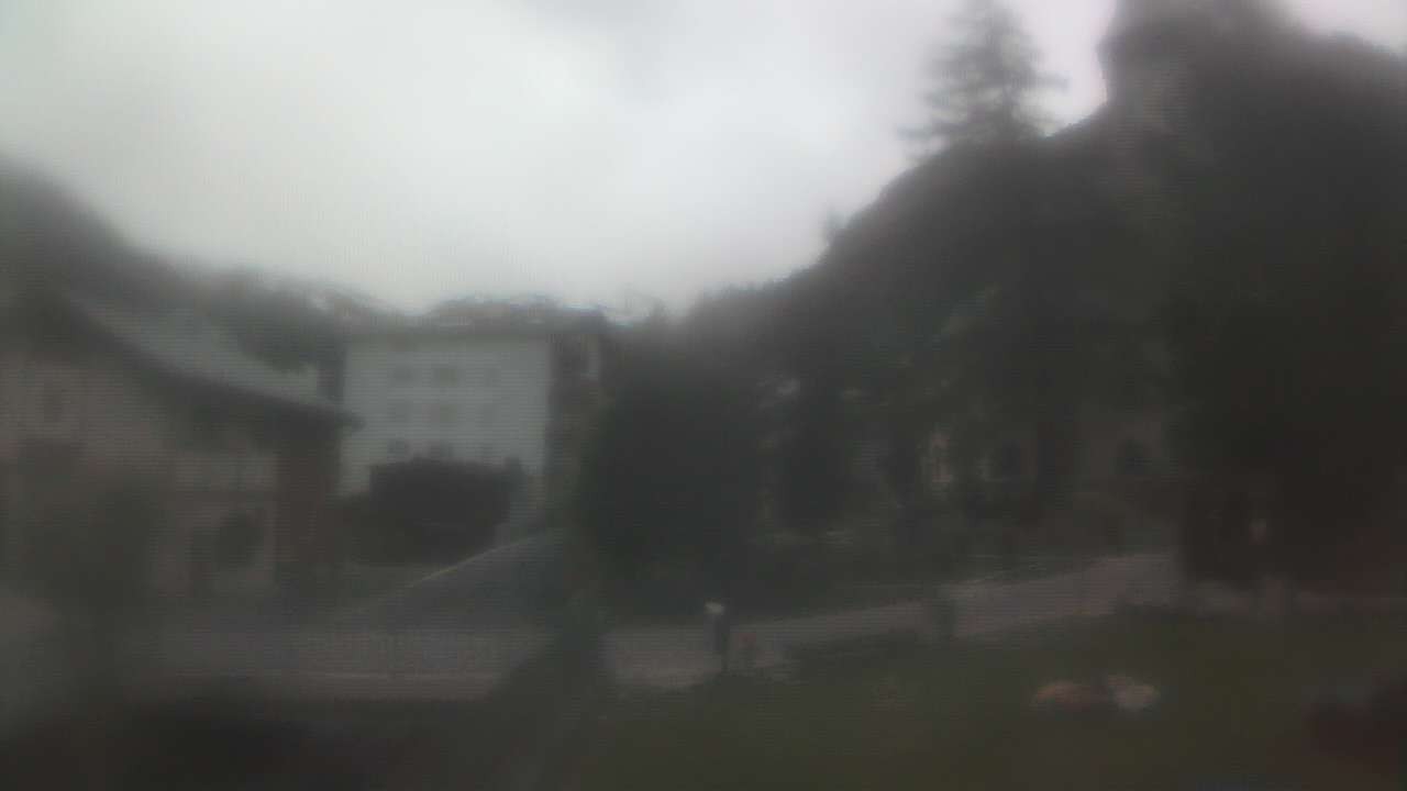 Archived image Webcam Zermatt Church