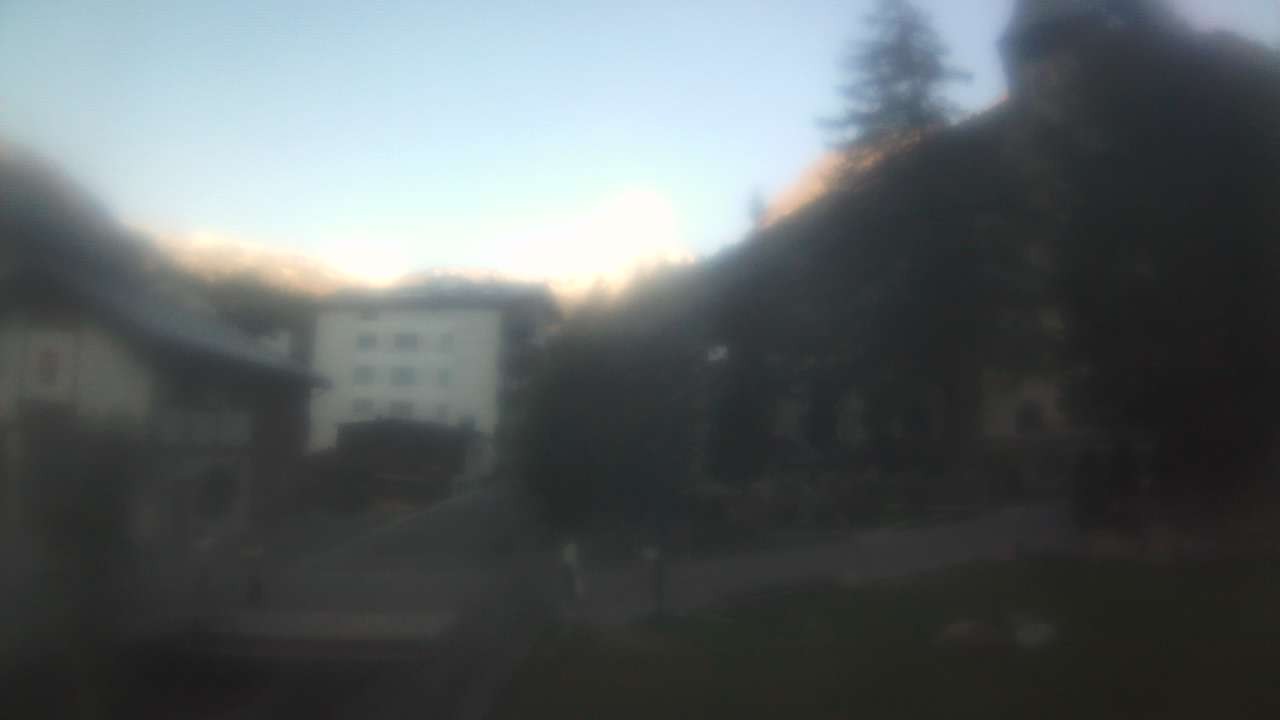 Archiv Foto Webcam Zermatt Kirche