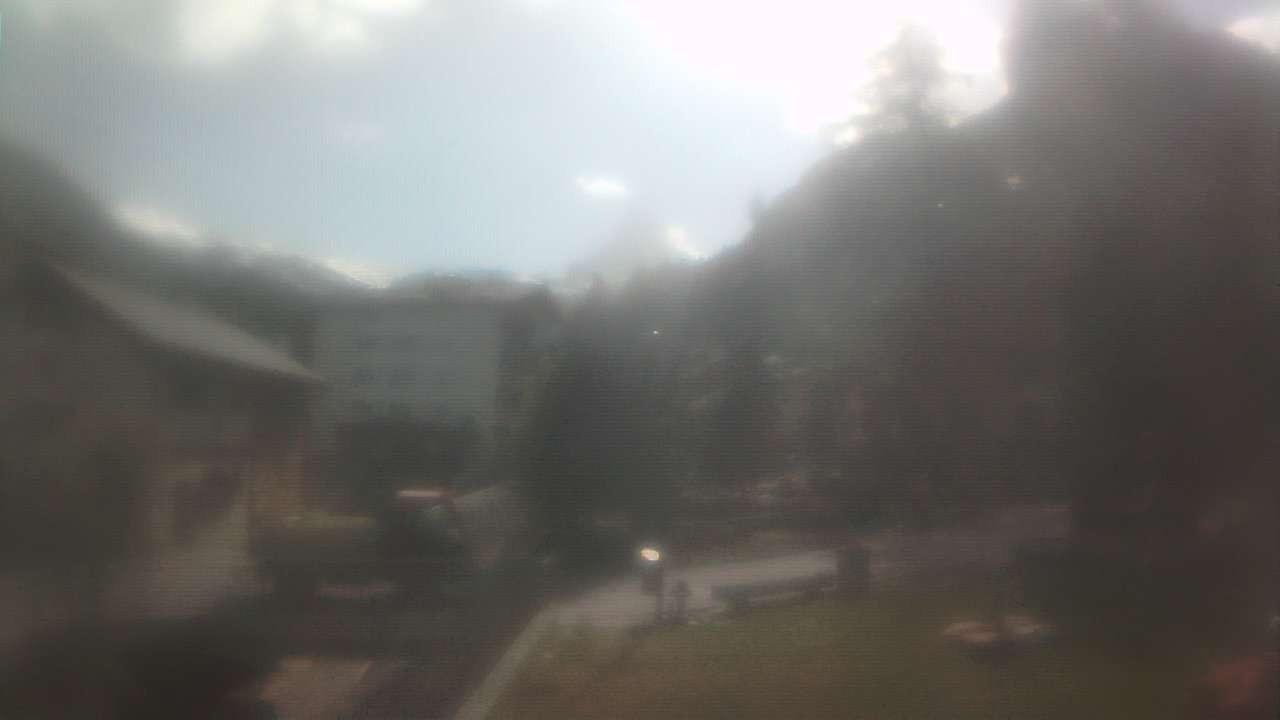 Archived image Webcam Zermatt Church