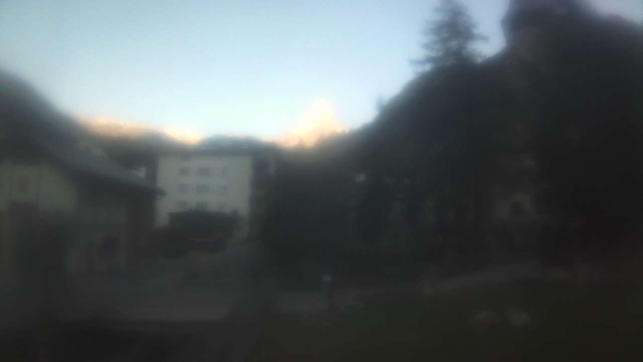 Archived image Webcam Zermatt Church