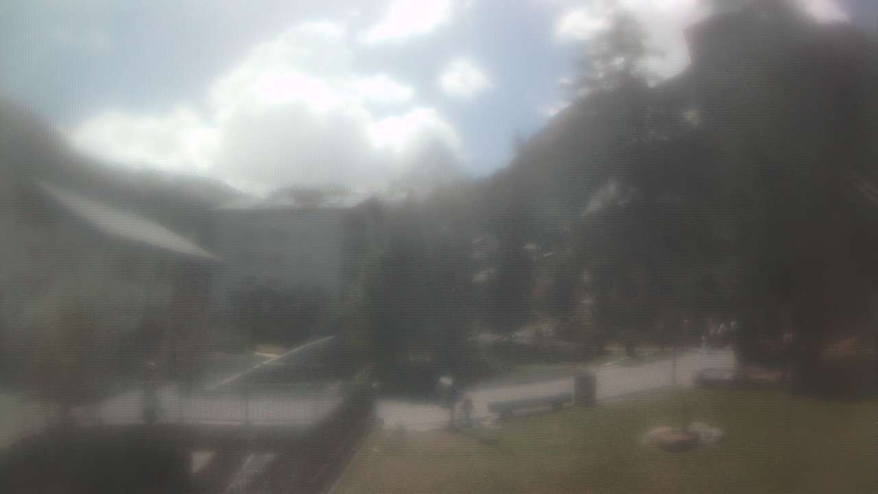 Archived image Webcam Zermatt Church
