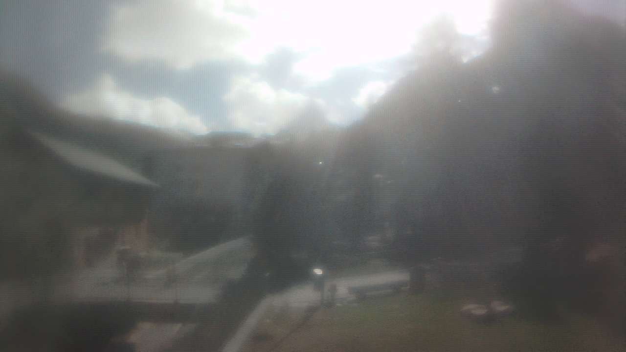 Archived image Webcam Zermatt Church
