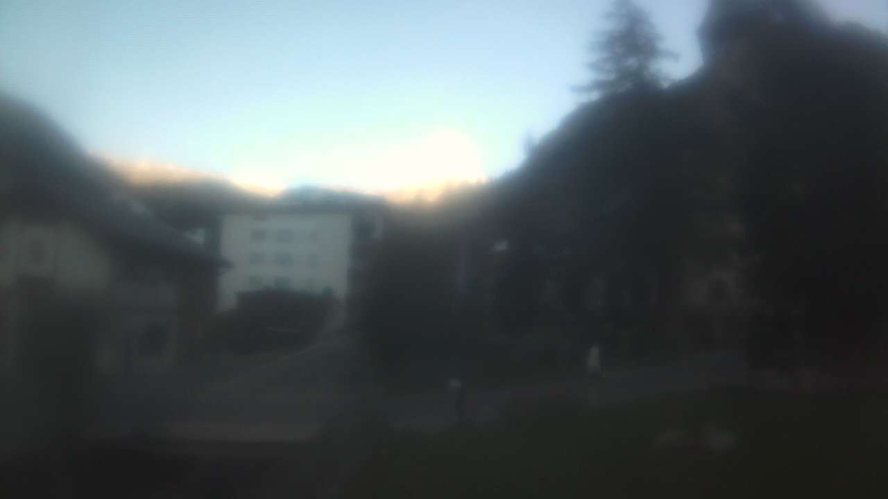Archived image Webcam Zermatt Church