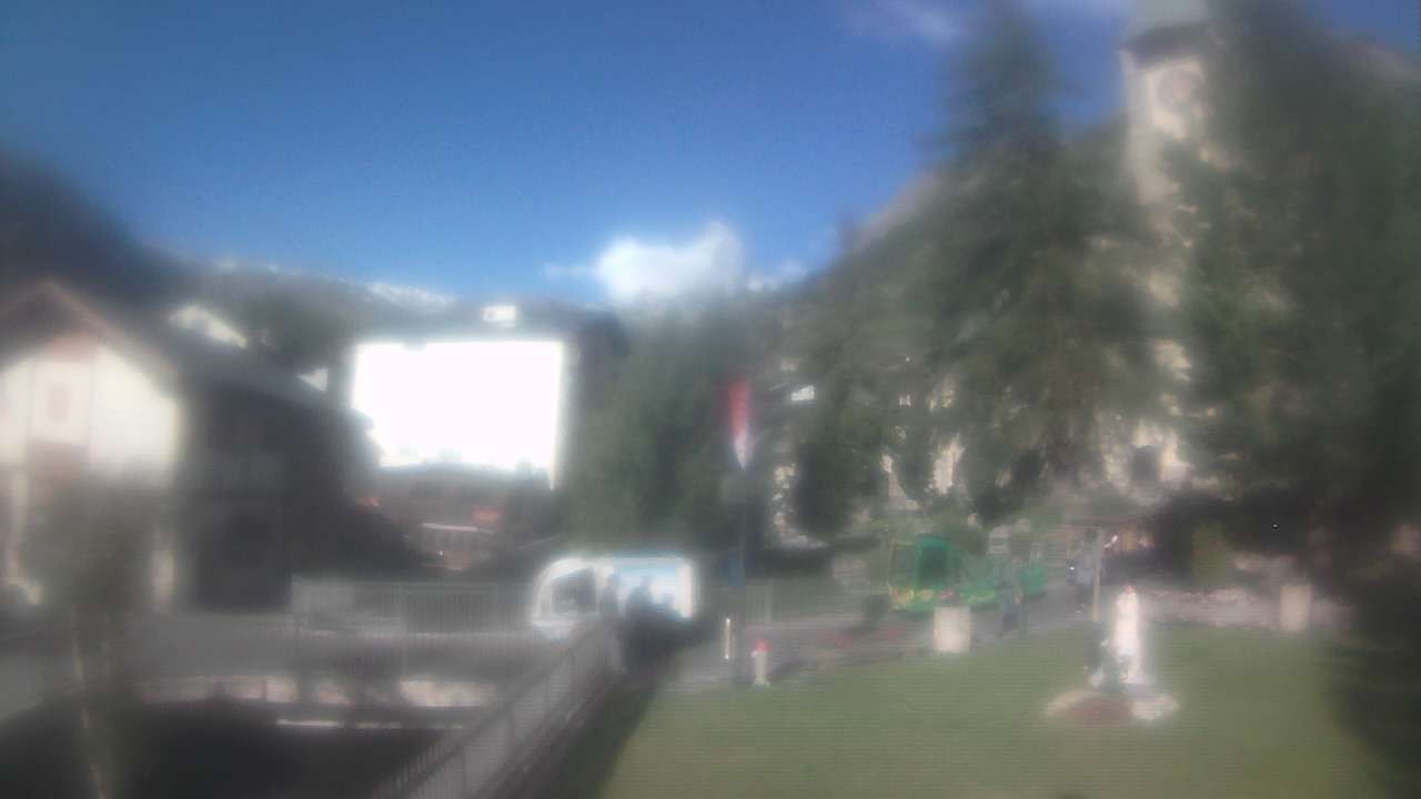 Archived image Webcam Zermatt Church