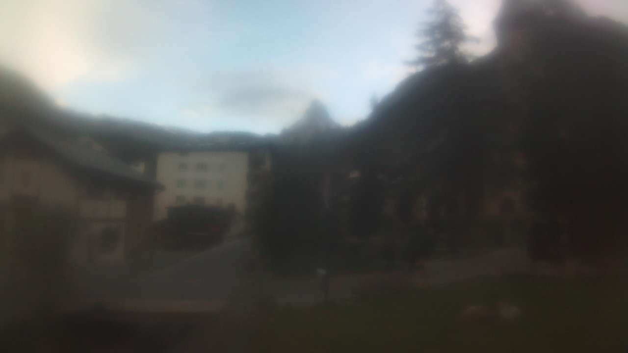 Archived image Webcam Zermatt Church